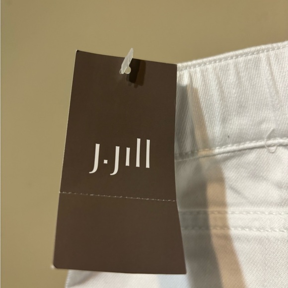 J. JILL NWT Slim Boyfriend Straight Leg Jeans - Picture 3 of 7